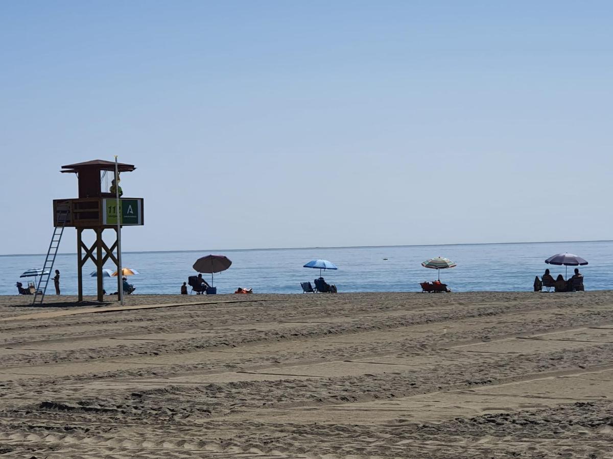 Boutique Apartment Near The Beach, 1 Gbps Wi-Fi マラガ エクステリア 写真