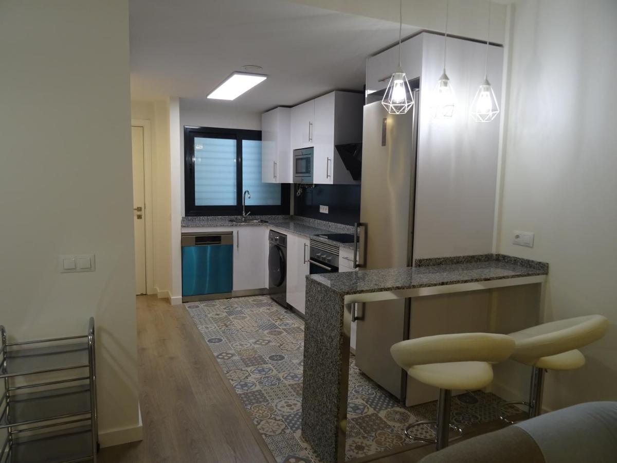 Boutique Apartment Near The Beach, 1 Gbps Wi-Fi マラガ エクステリア 写真
