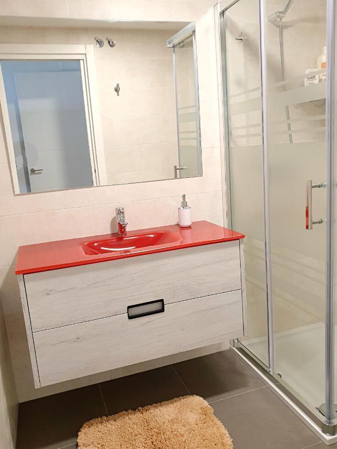 Boutique Apartment Near The Beach, 1 Gbps Wi-Fi マラガ エクステリア 写真